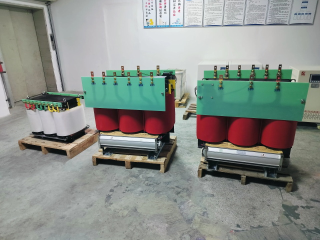 得荣KS11-1000KVA矿用变压器
